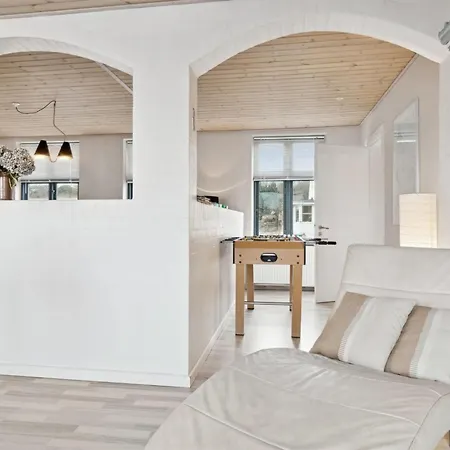 Elsabeth - 50m From The Sea By Interhome Allinge-Sandvig